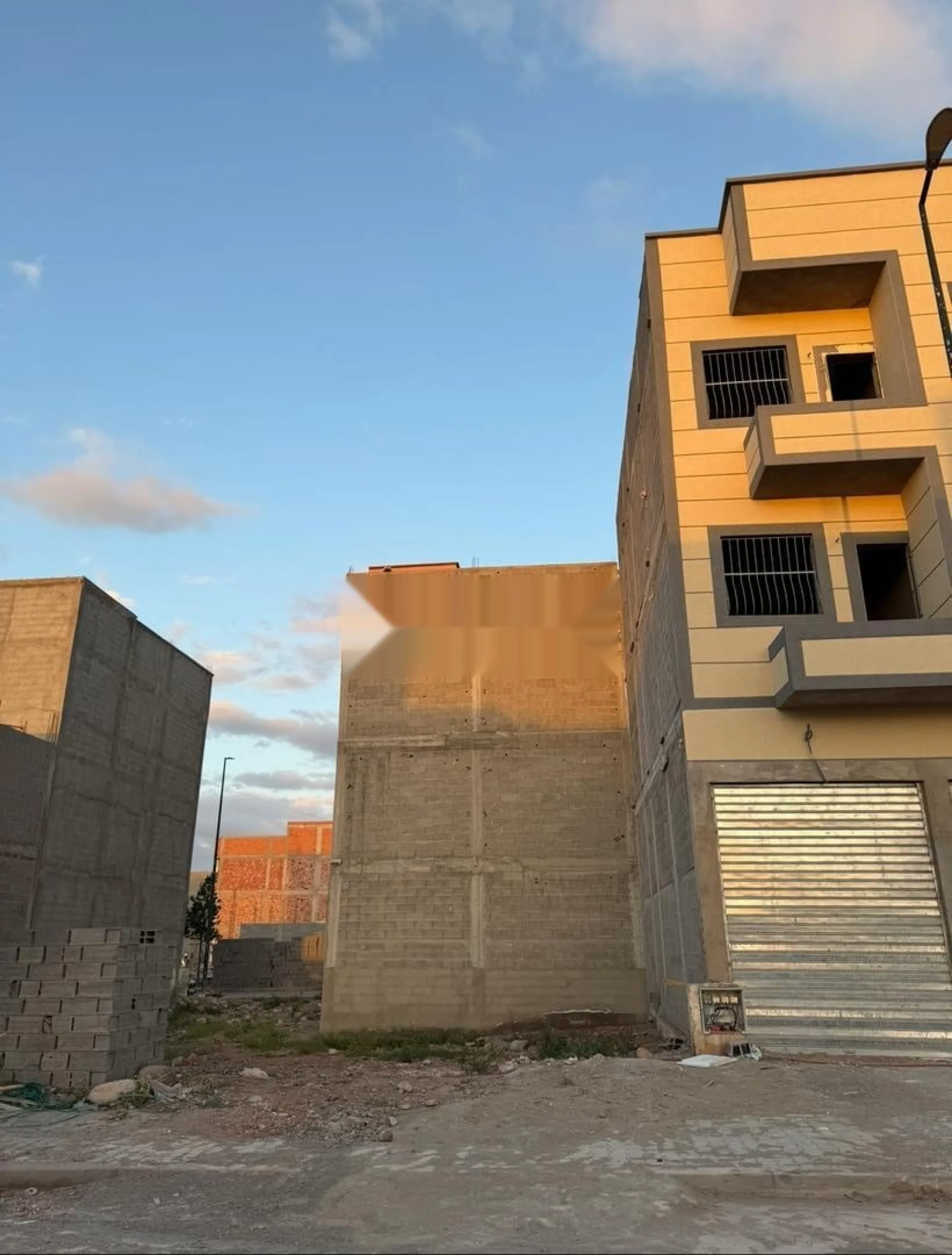 Terrain R2 rdc commercial Shems Almadinah