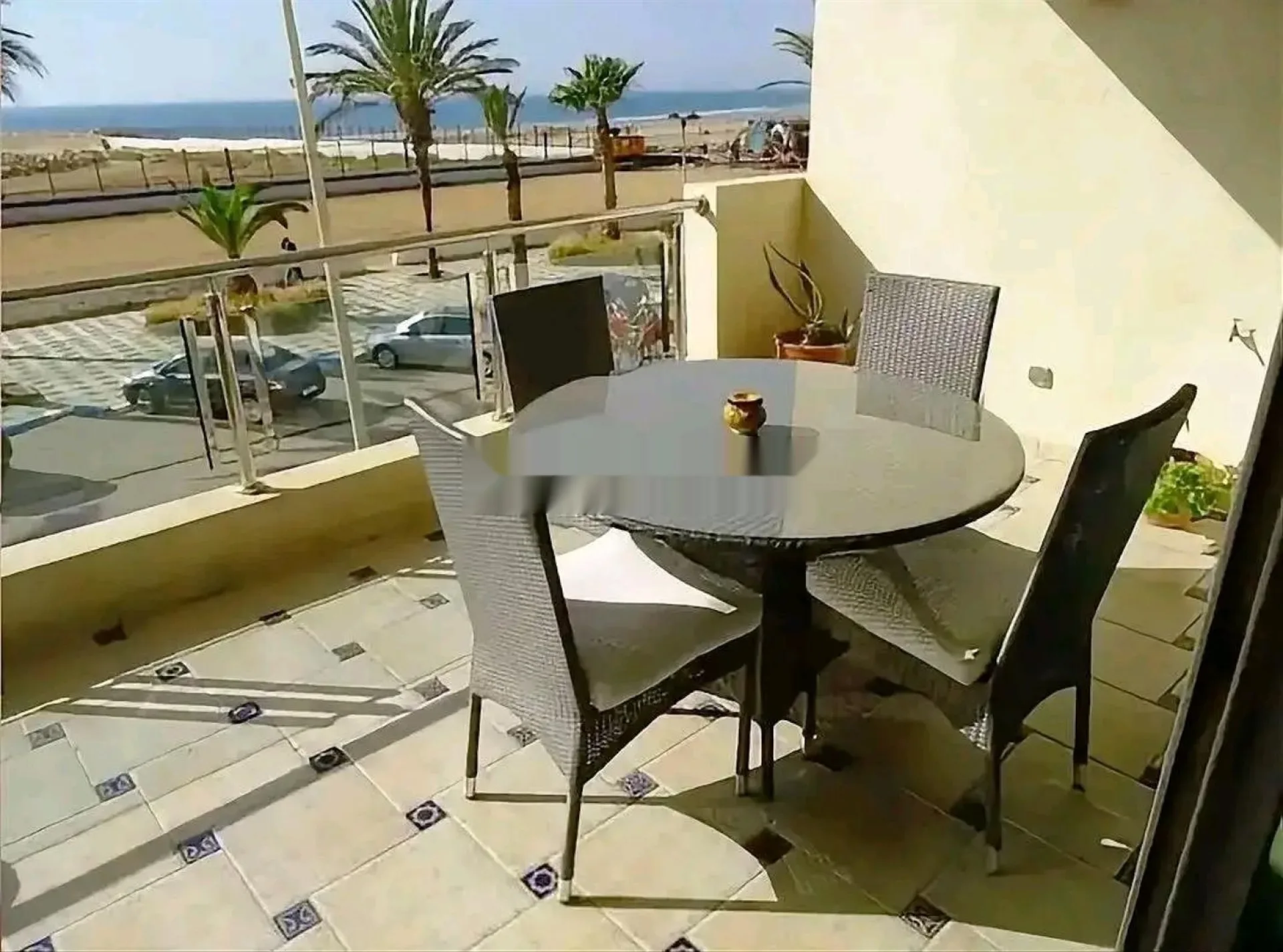Superbe appartement avec vue directe sur la mer