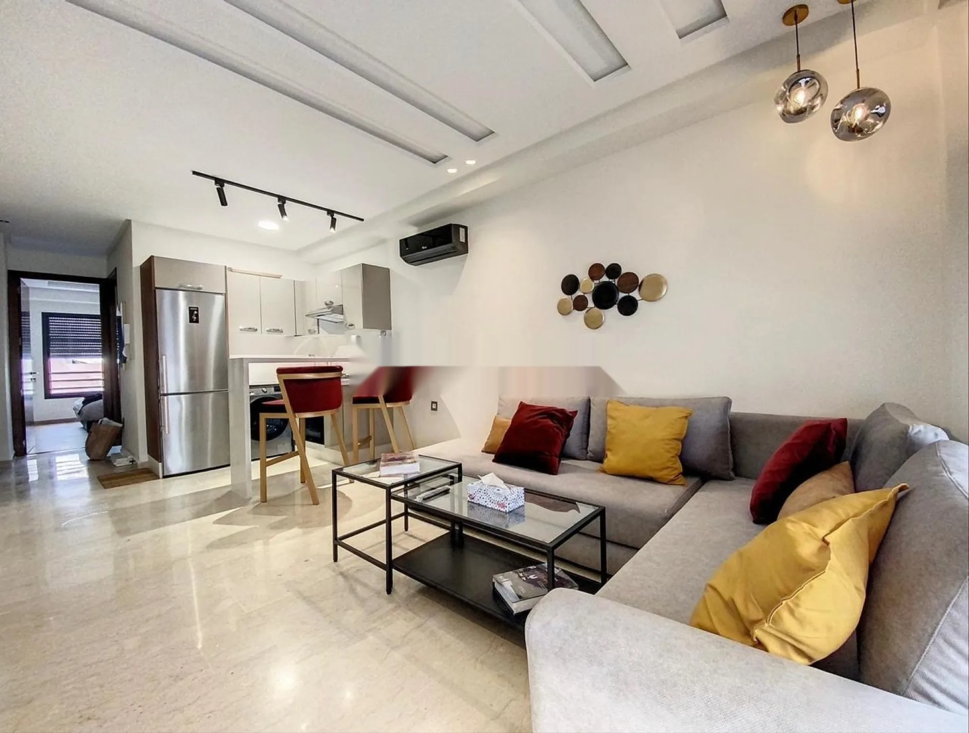 Beau studio en location Biranzarane