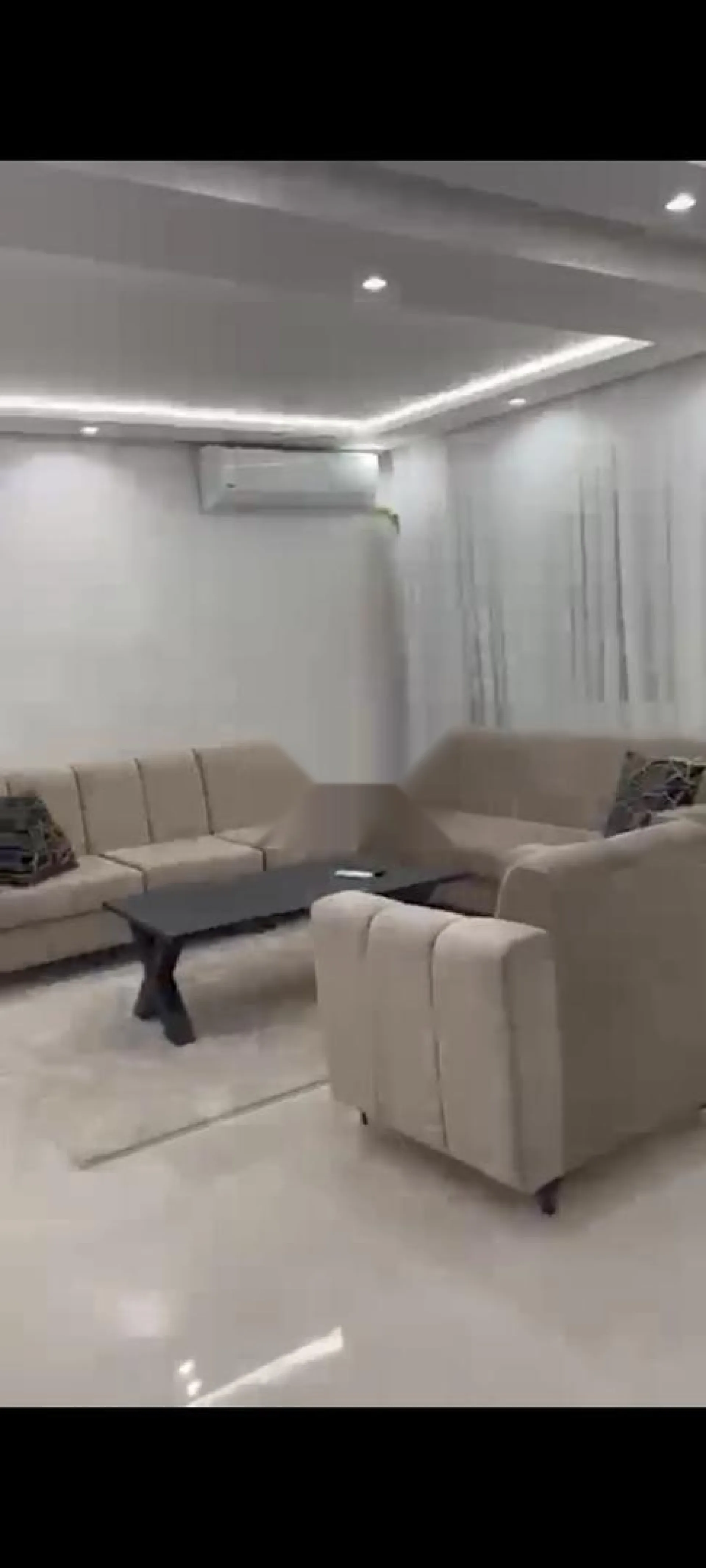 شقة جميلة جديدة مفروشة للبيع
