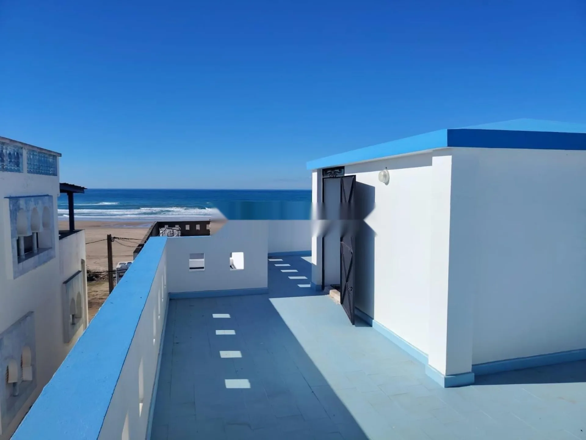 EXCLUSIVITÉ IMMOASILAH - MAISON PIEDS DANS L'EAU À VENDRE ✨