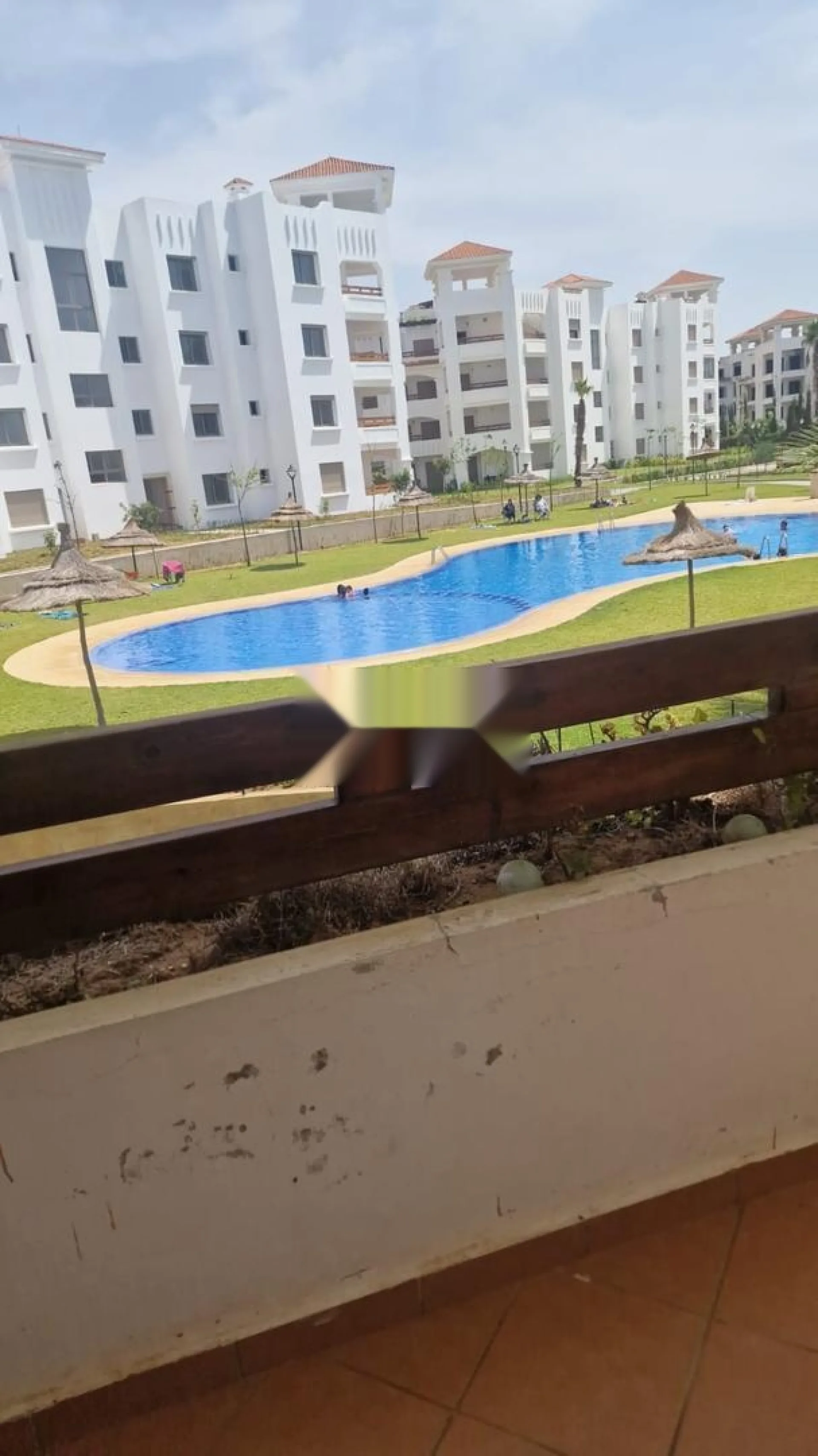 Appartement à louer avec piscine et vue sur la mer