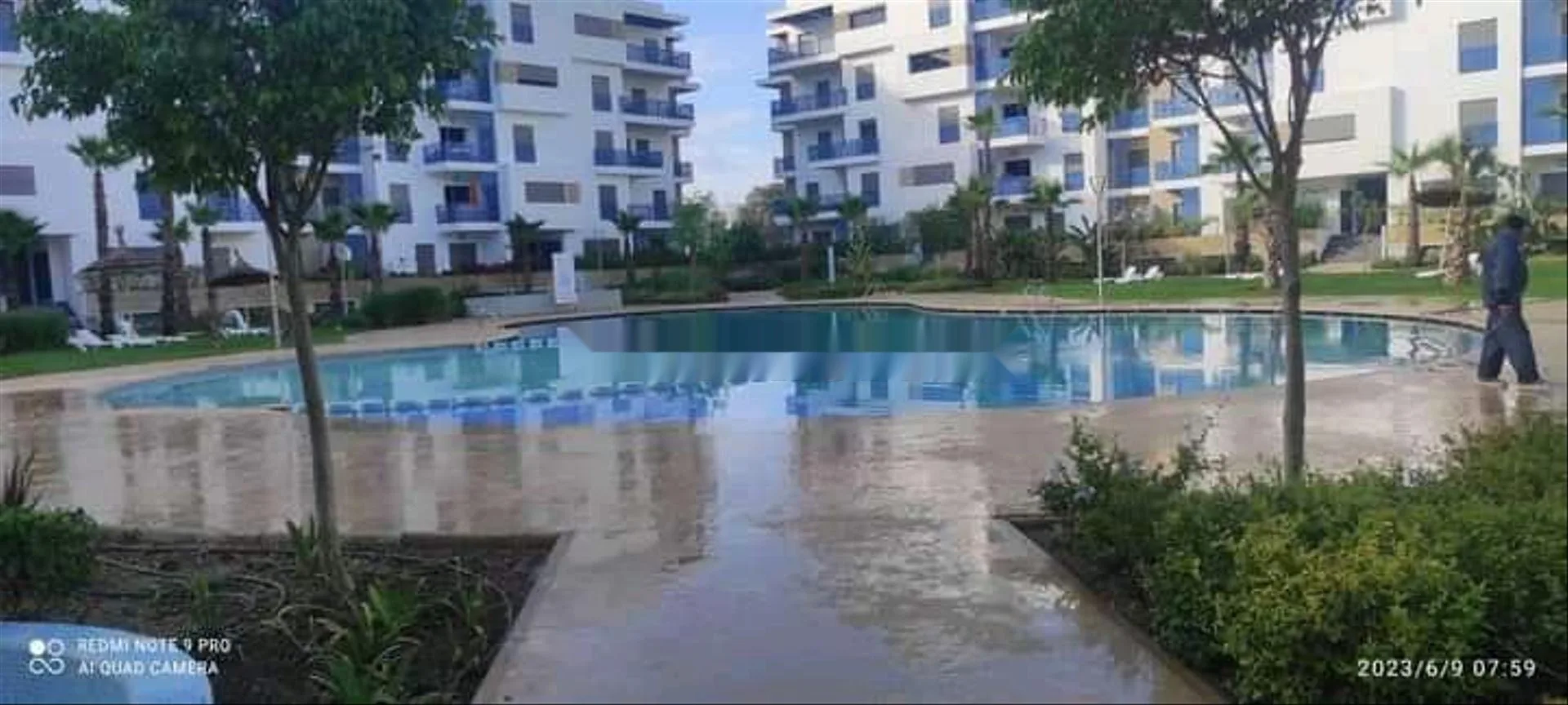 Appartement en bord de mer avec piscine et jardin