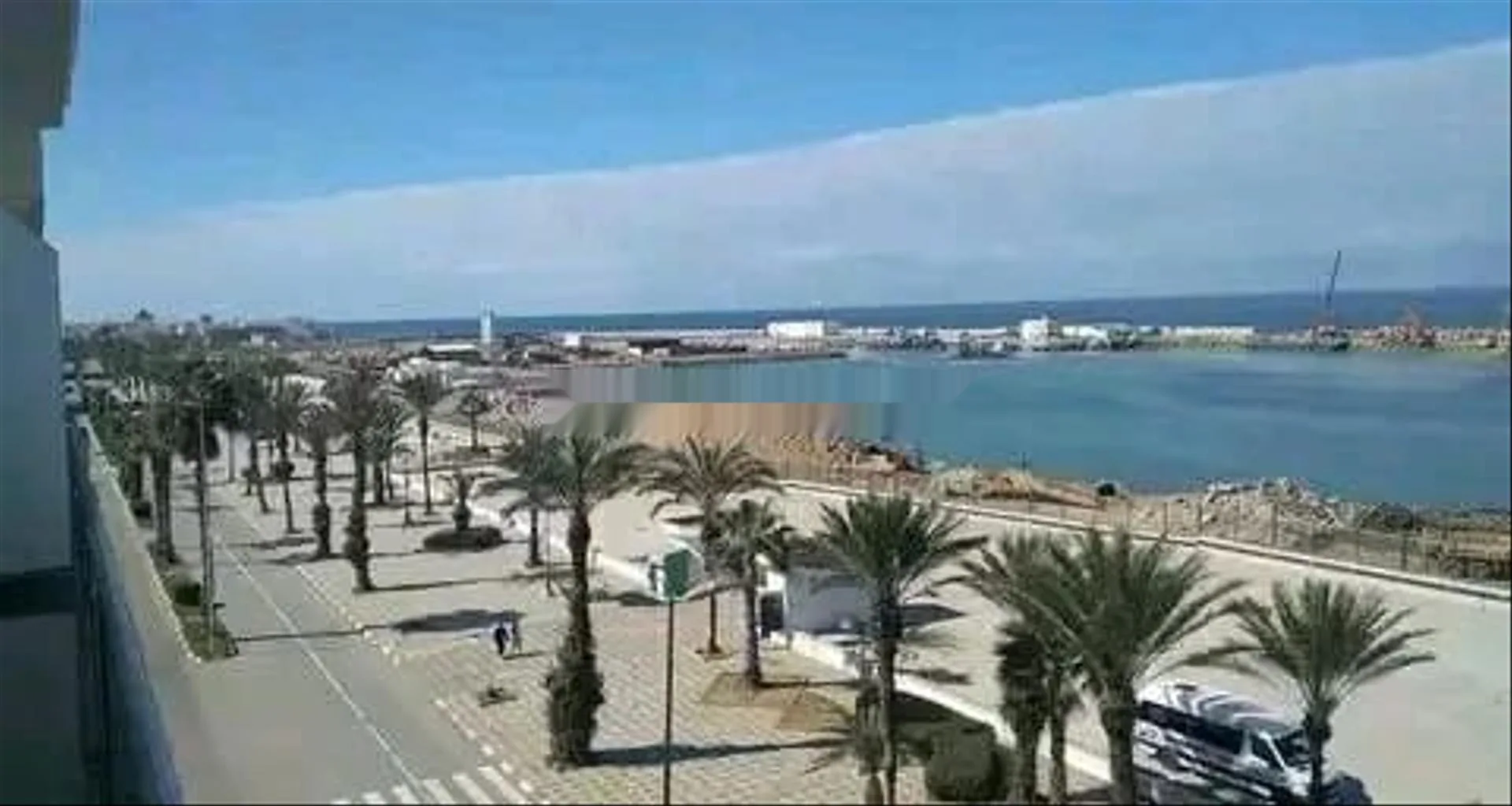 Appartement en bord de mer avec ascenseur et parking