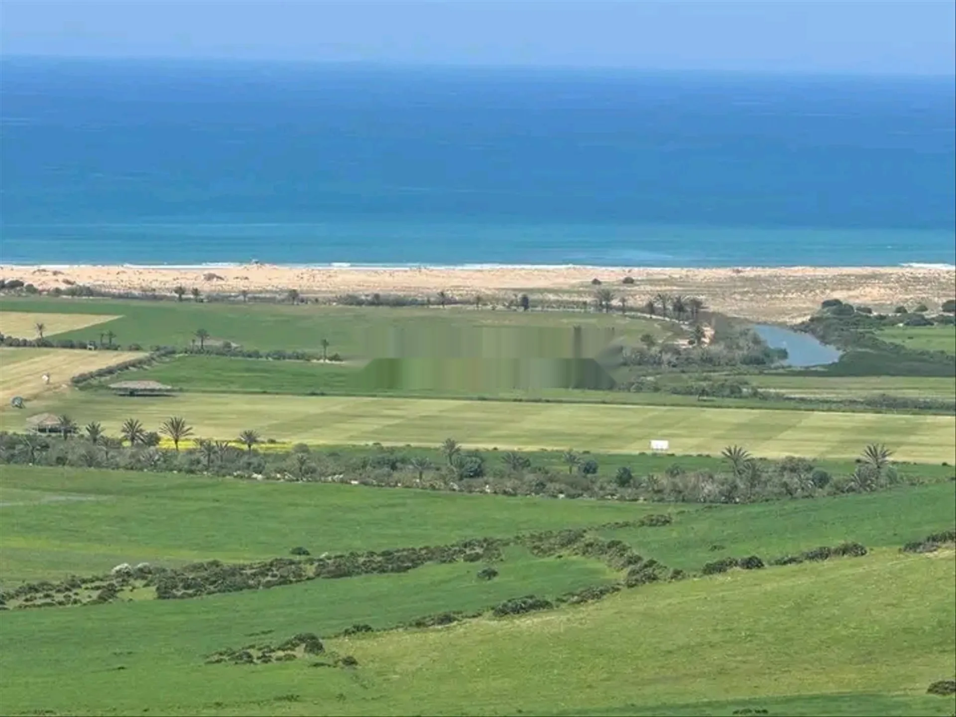 Terrains enregistrés et équipés à vendre sur la plage de Sidi Mghayth