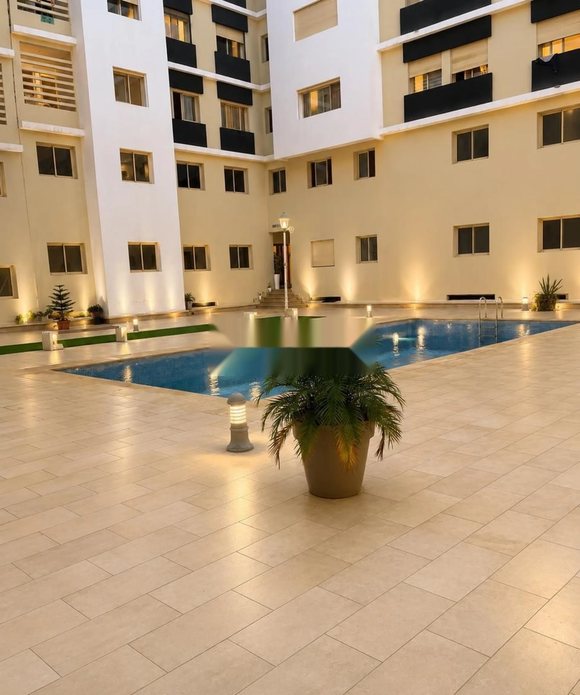 TRÈS BEL APPARTEMENT MEUBLÉ EN LOCATION