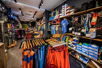 Magasin situé boulevard mly abdelaziz Kenitra