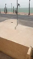 منزل للبيع مع إطلالة على البحر