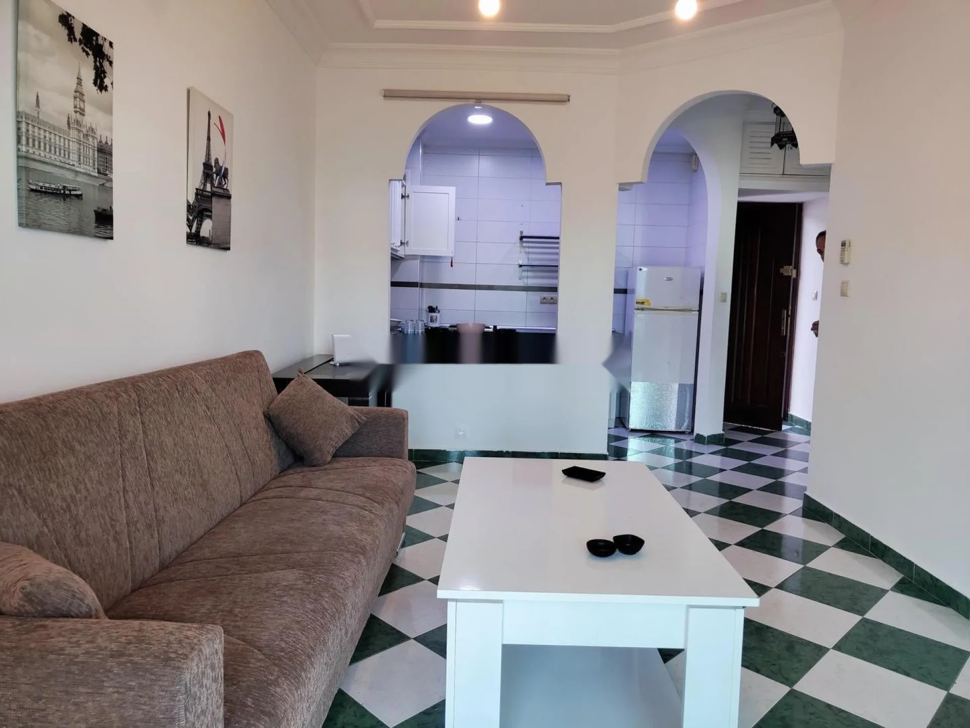 Magnifique appartement à louer à la journée pour les familles près de la gare