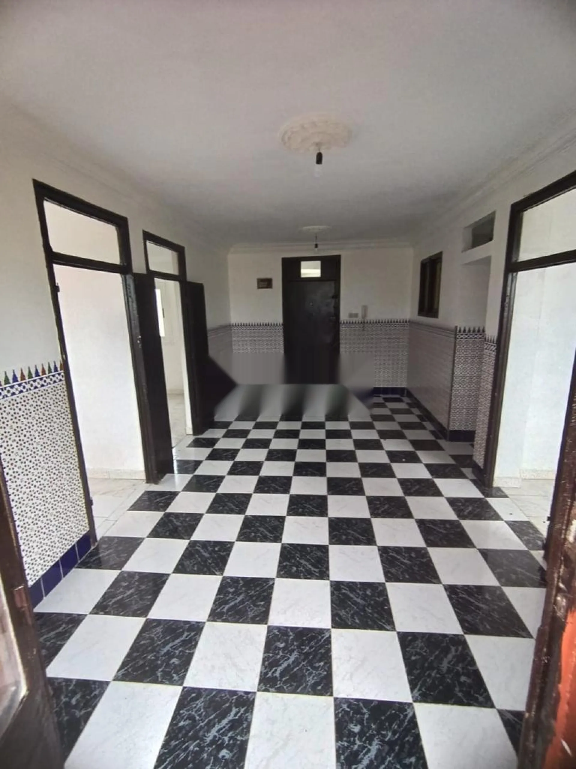 Superbe appartement à louer dans le quartier Saniat Rmel