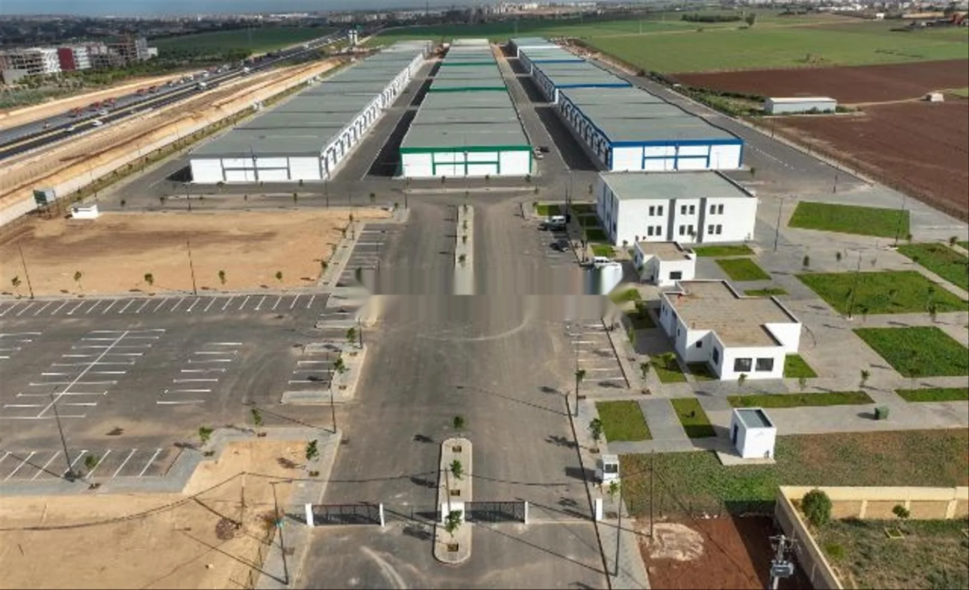 15000m zone industrielle à vendre