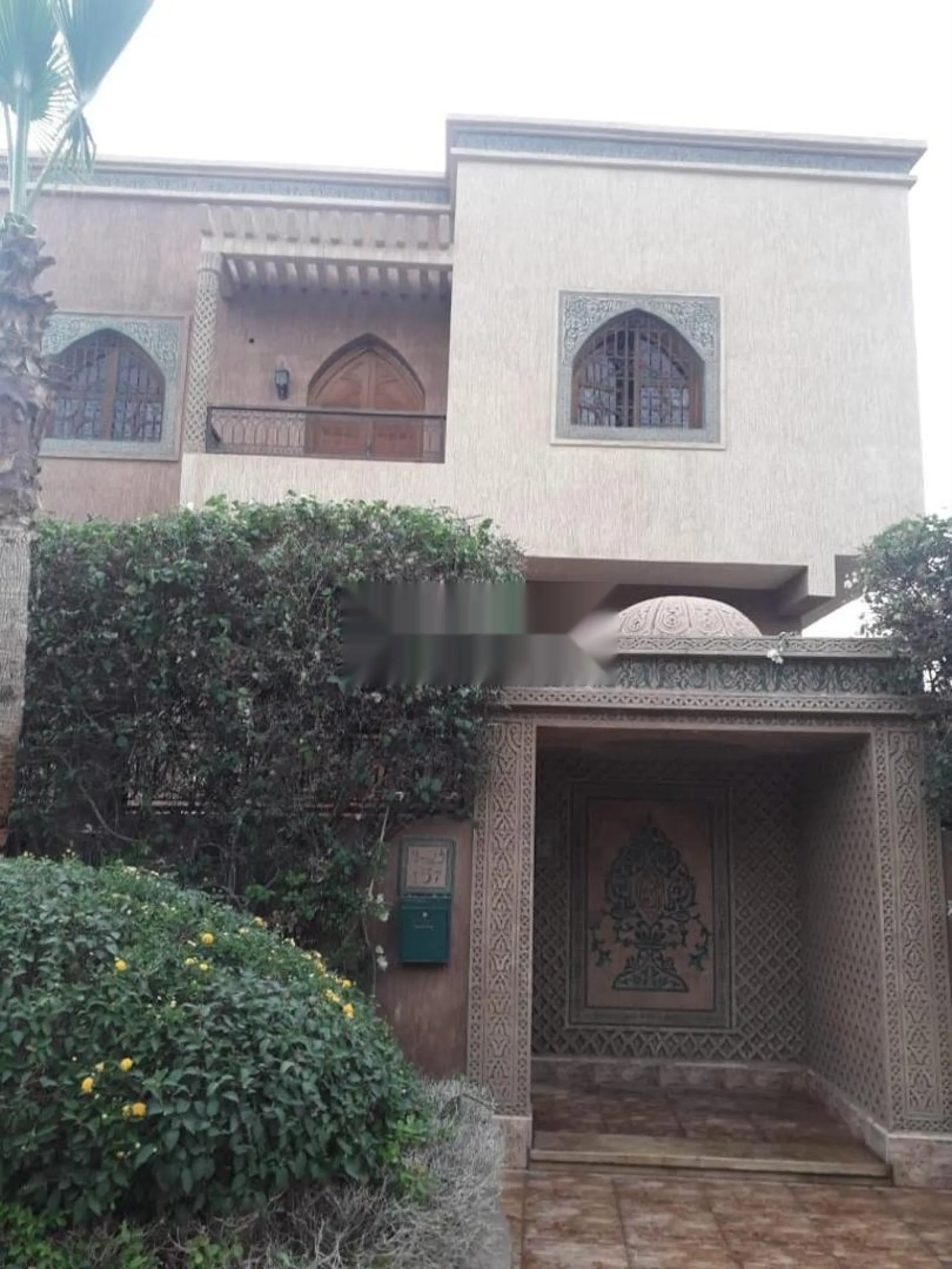 Villa 3 façades avec piscine à Sanaoubar