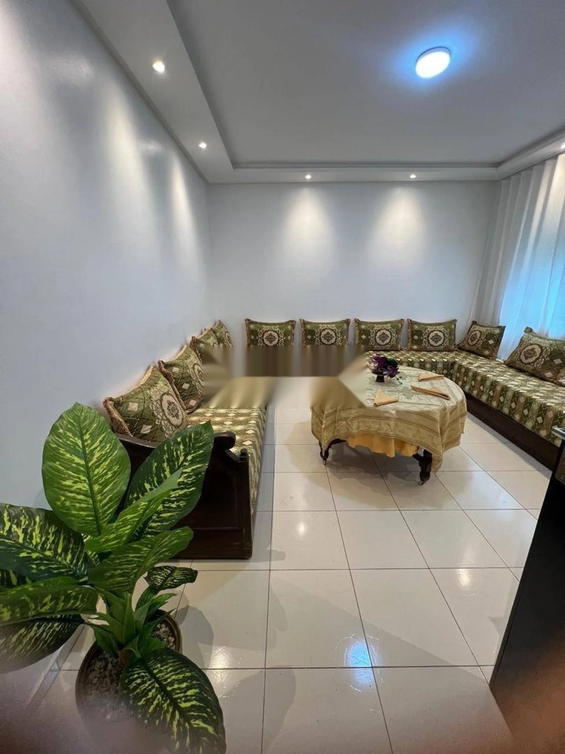 Rez jardin villa meublé 200m² Almaz