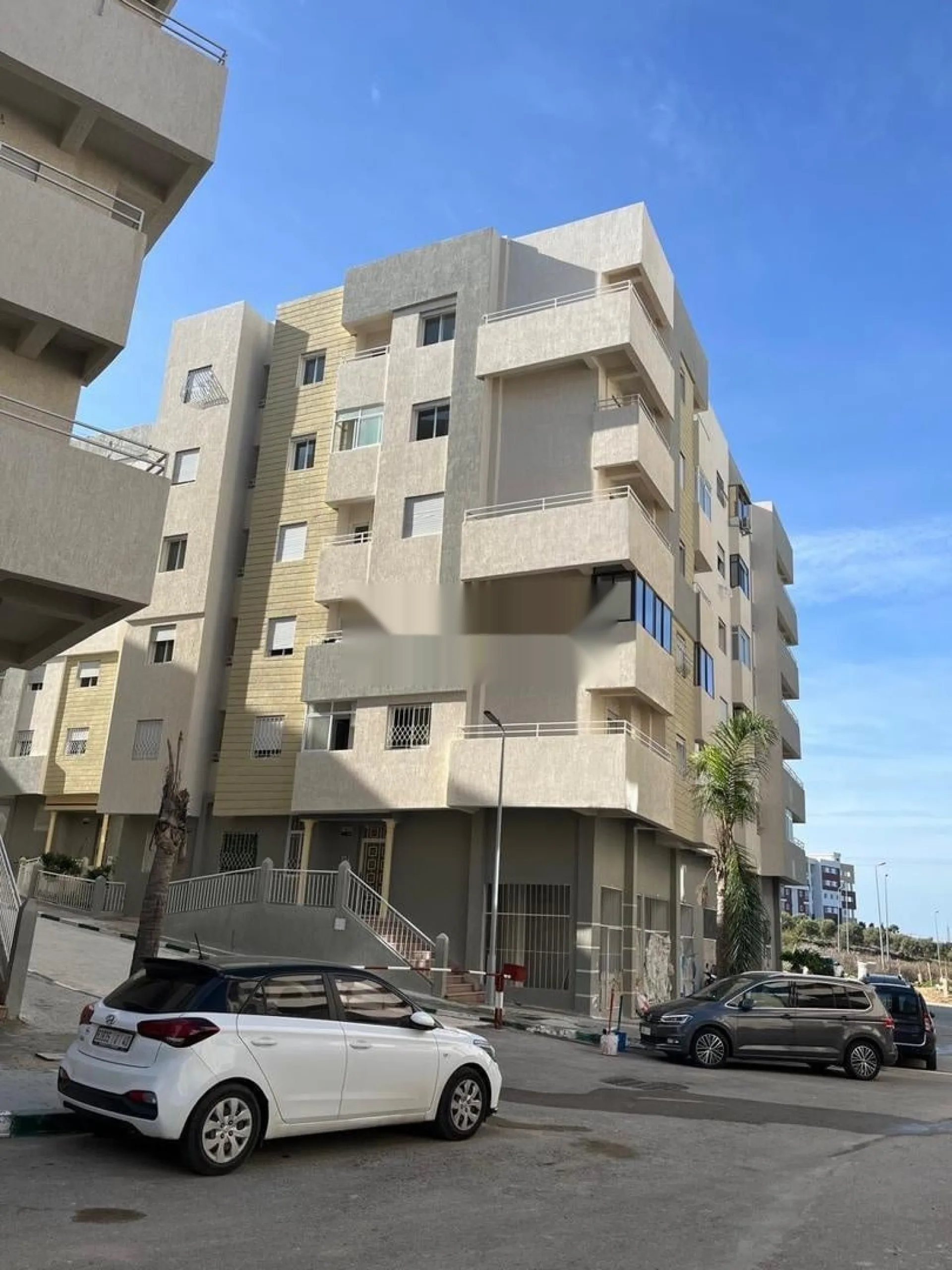 Superbe appartement à vendre près de la rocade de l'aéroport Ibn Battouta