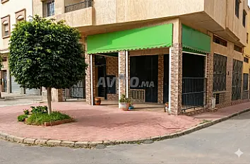 Location local et cave spacieuse pour stockage uniquement