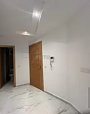 Studio meublé moderne à louer 2 min Hay