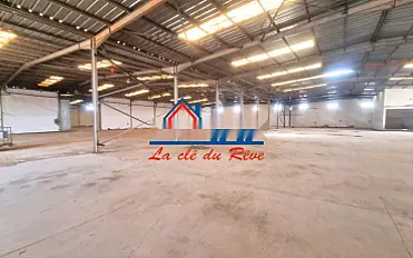 للإيجار - مستودع بمساحة 4500 متر مربع - سيدي علال البحراوي