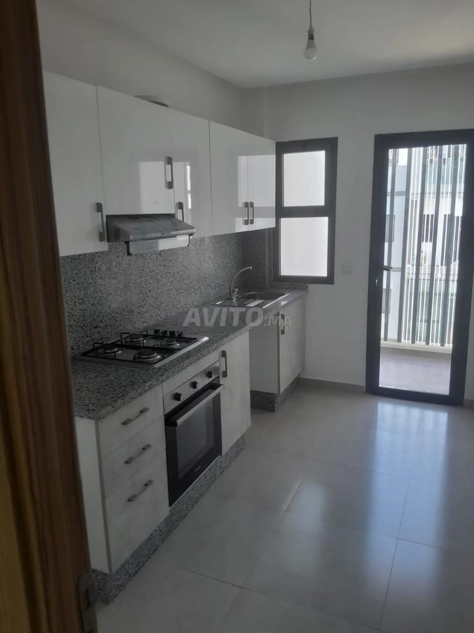 Appartement à louer, Temara, rue Tarik Ibn Ziad, près de Hammam Echifa