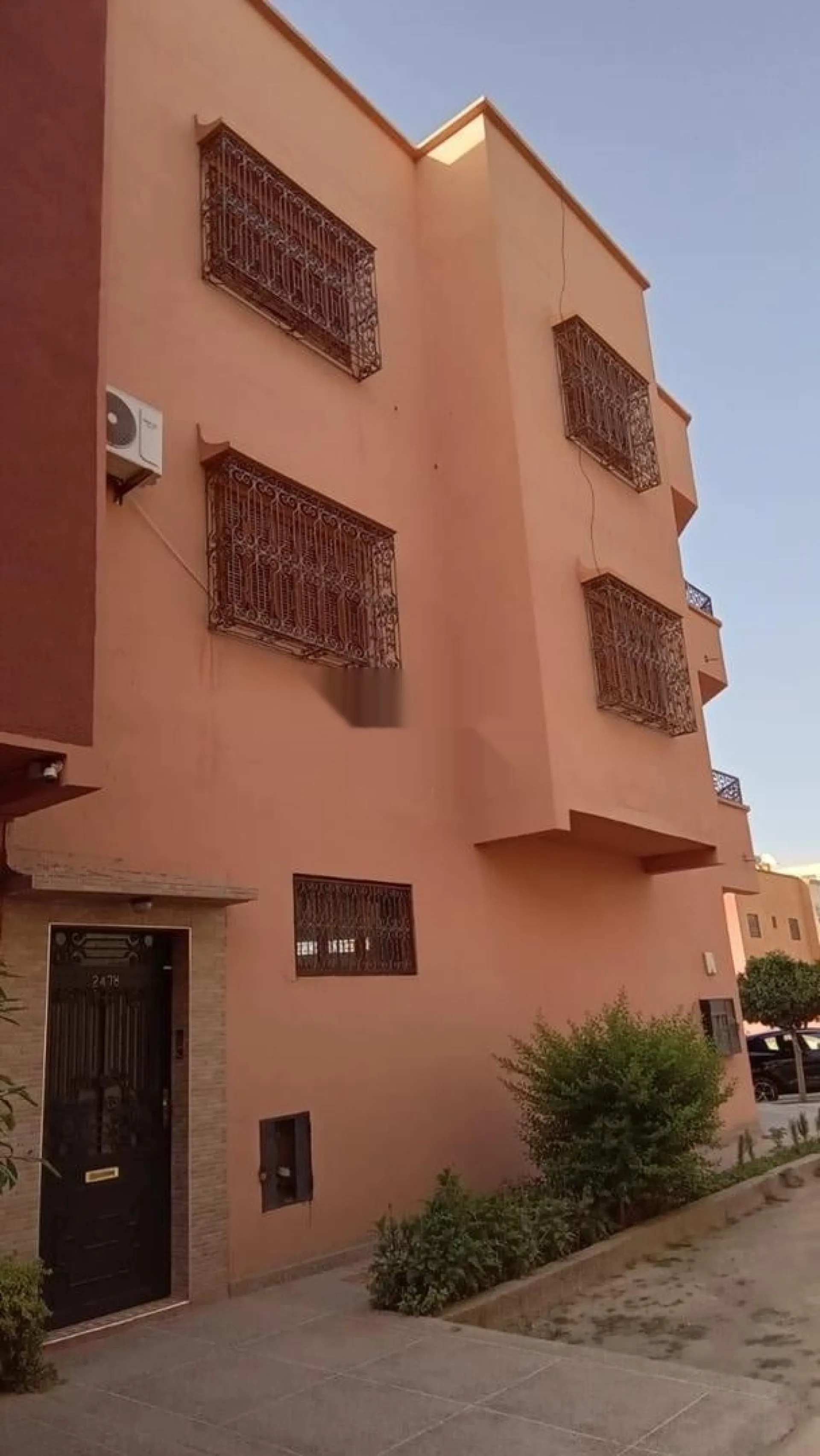Maison à vendre au pas-de-porte