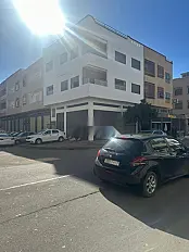Maison commerciale