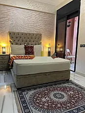 Appartement moderne vue sur piscine