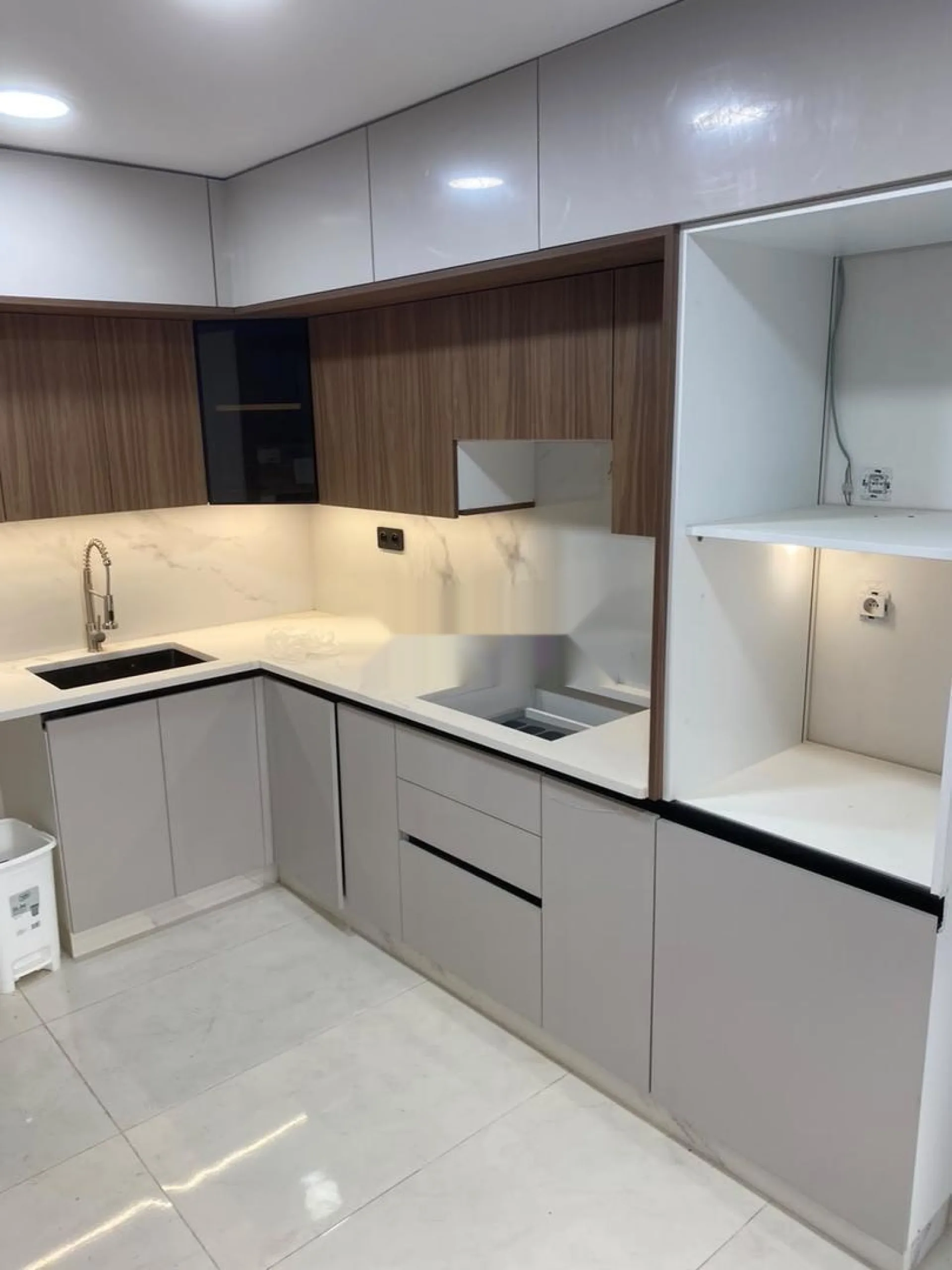 Appartement à louer 280 m² à Temara