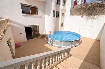 فيلا على بعد 10 دقائق من الشاطئ