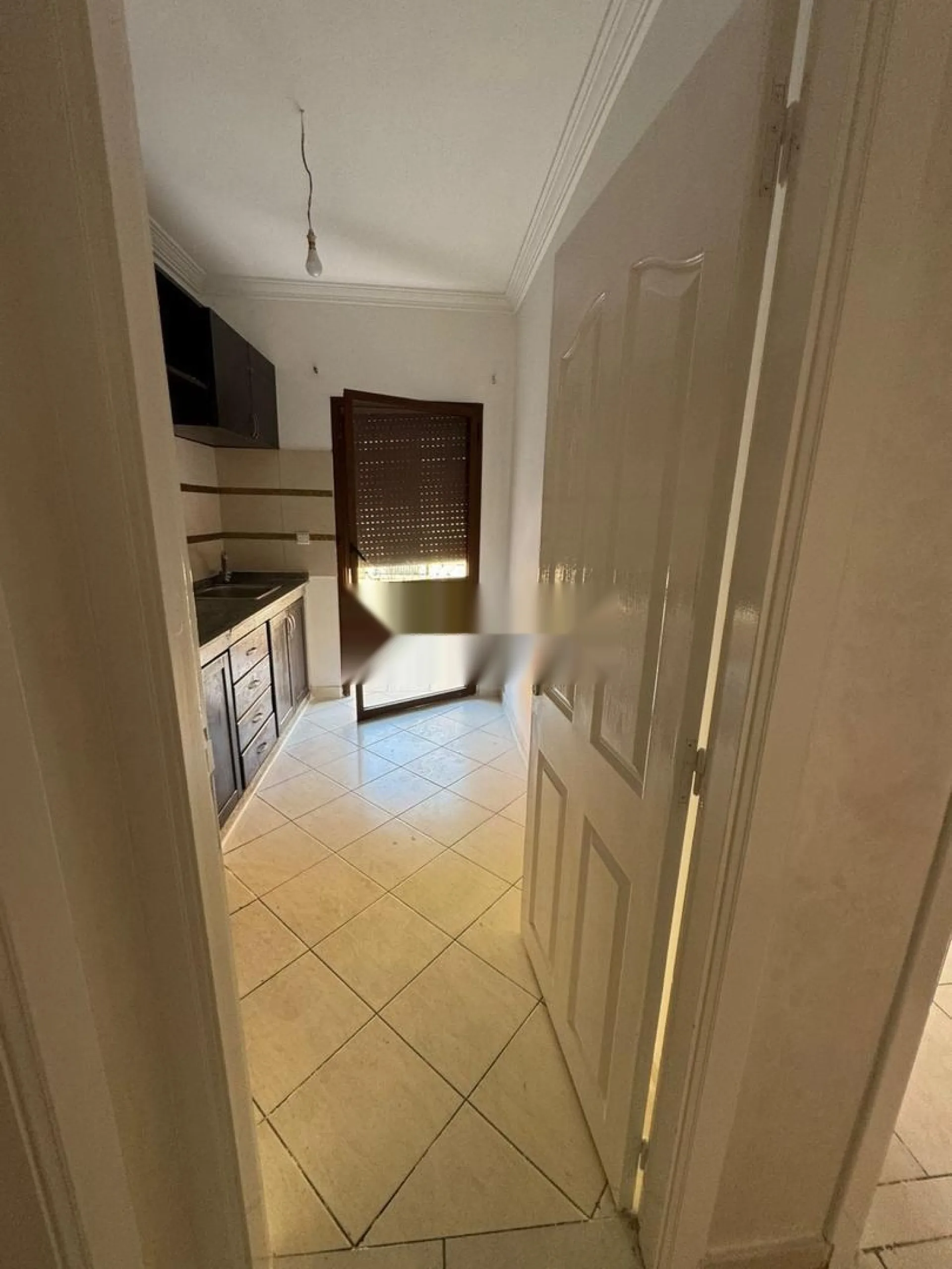 Appartement vide à louer Hay Izdihar