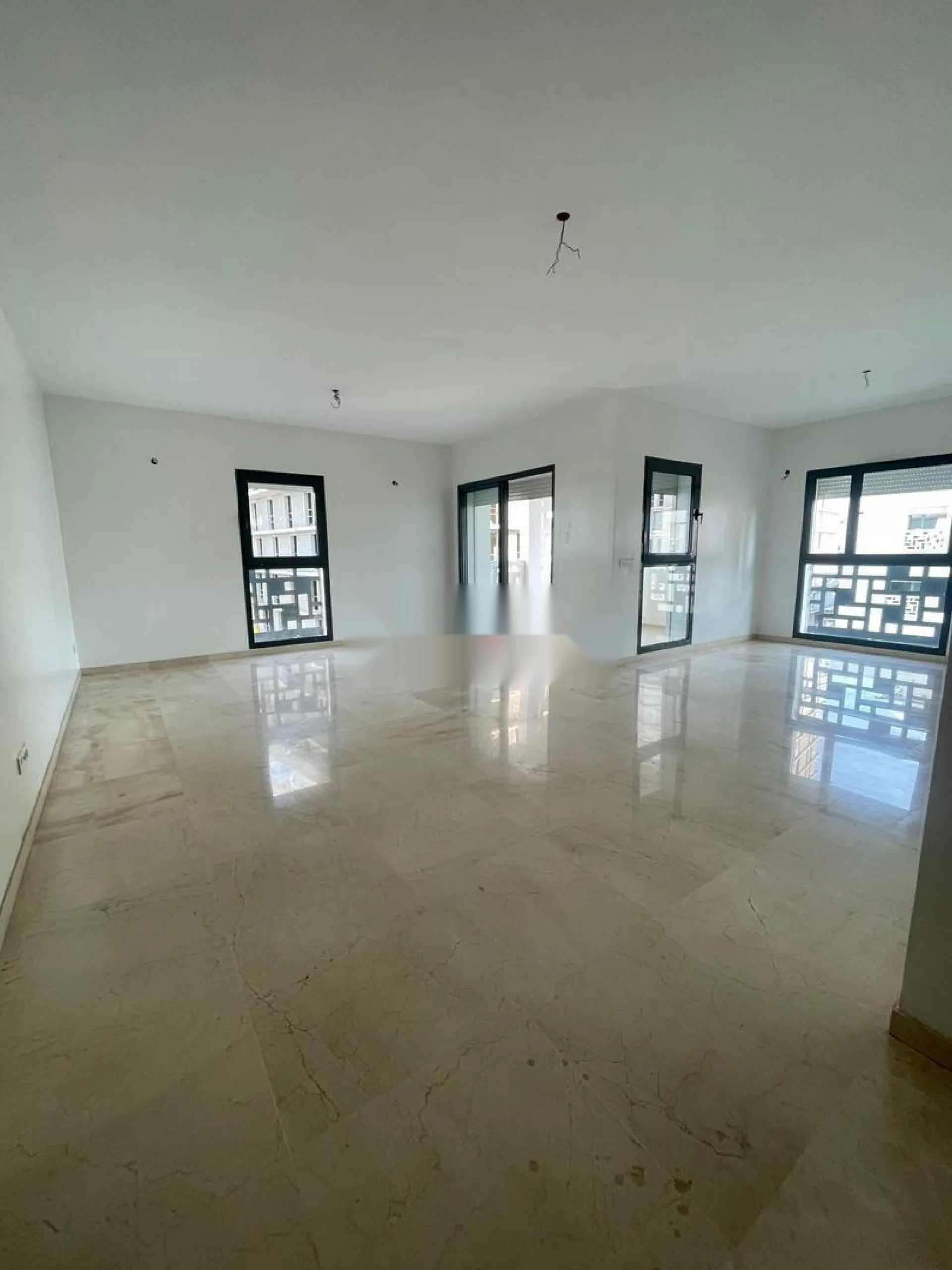 Location appartement vide à Quartier CFC