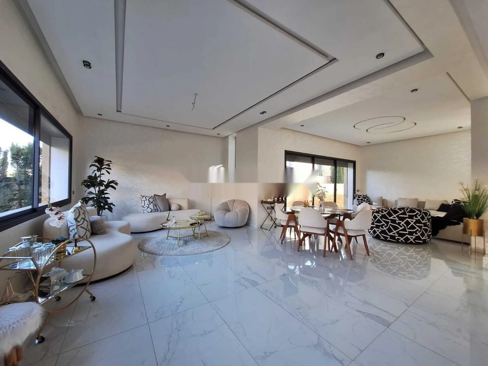 Villa moderne à vendre - Résidence à Bouskoura