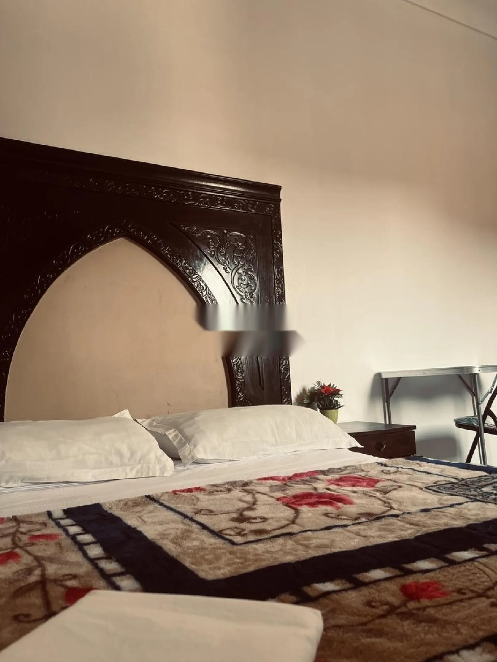 غرفة للإيجار مع حمام خاص وشرفة