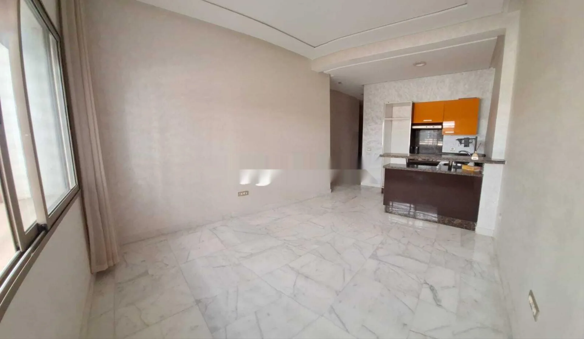 Studio 48 m² à vendre Laya - fort potentiel