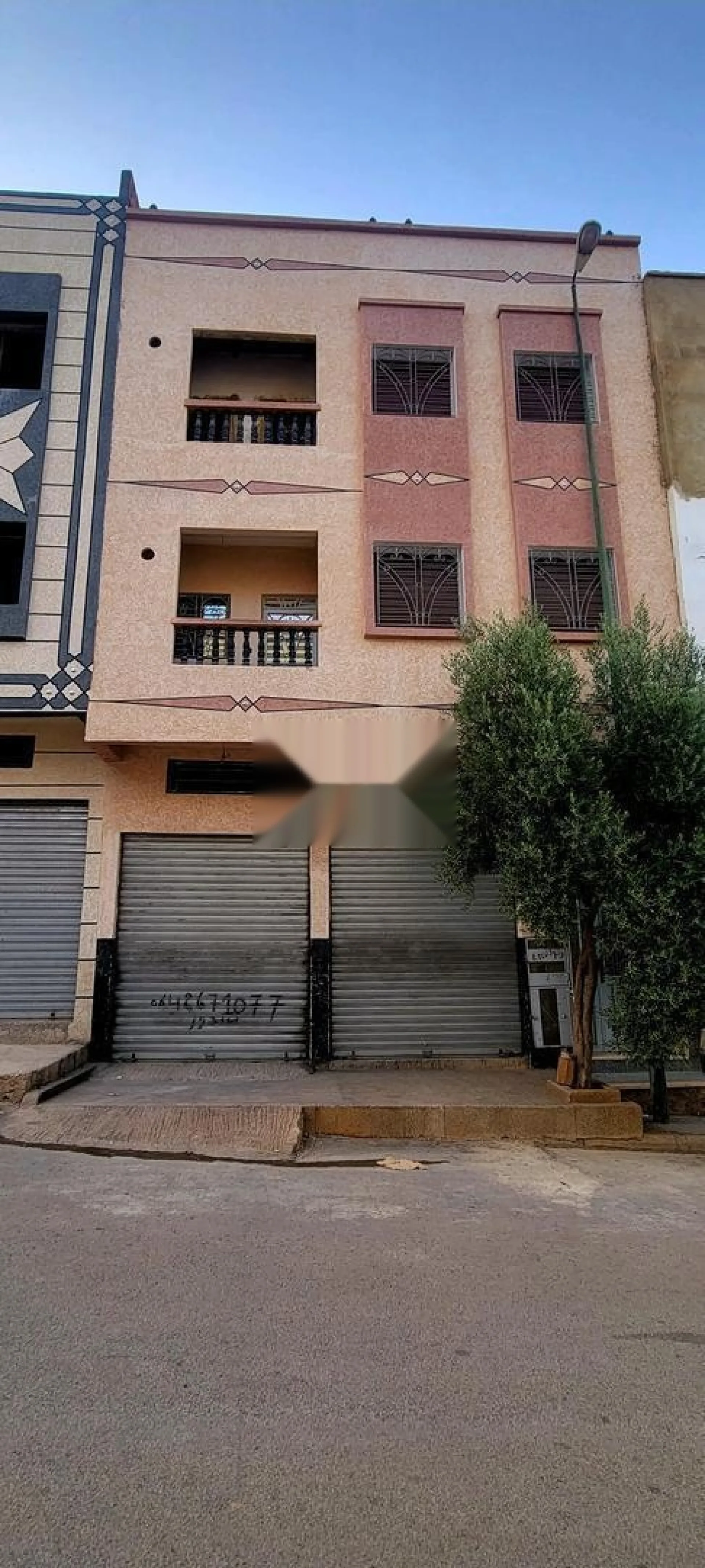 Maison commerciale à vendre 88 m² titrée
