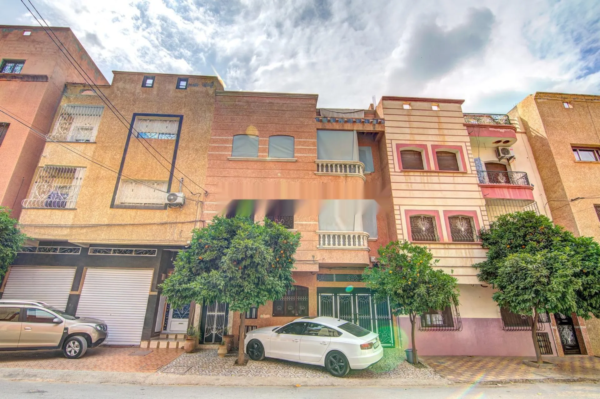 Maison deux étages à vendre quartier Ghita