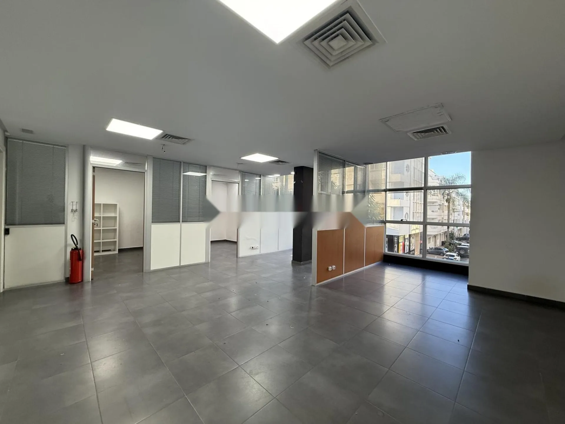 Bureau 130 m² à louer Agdal