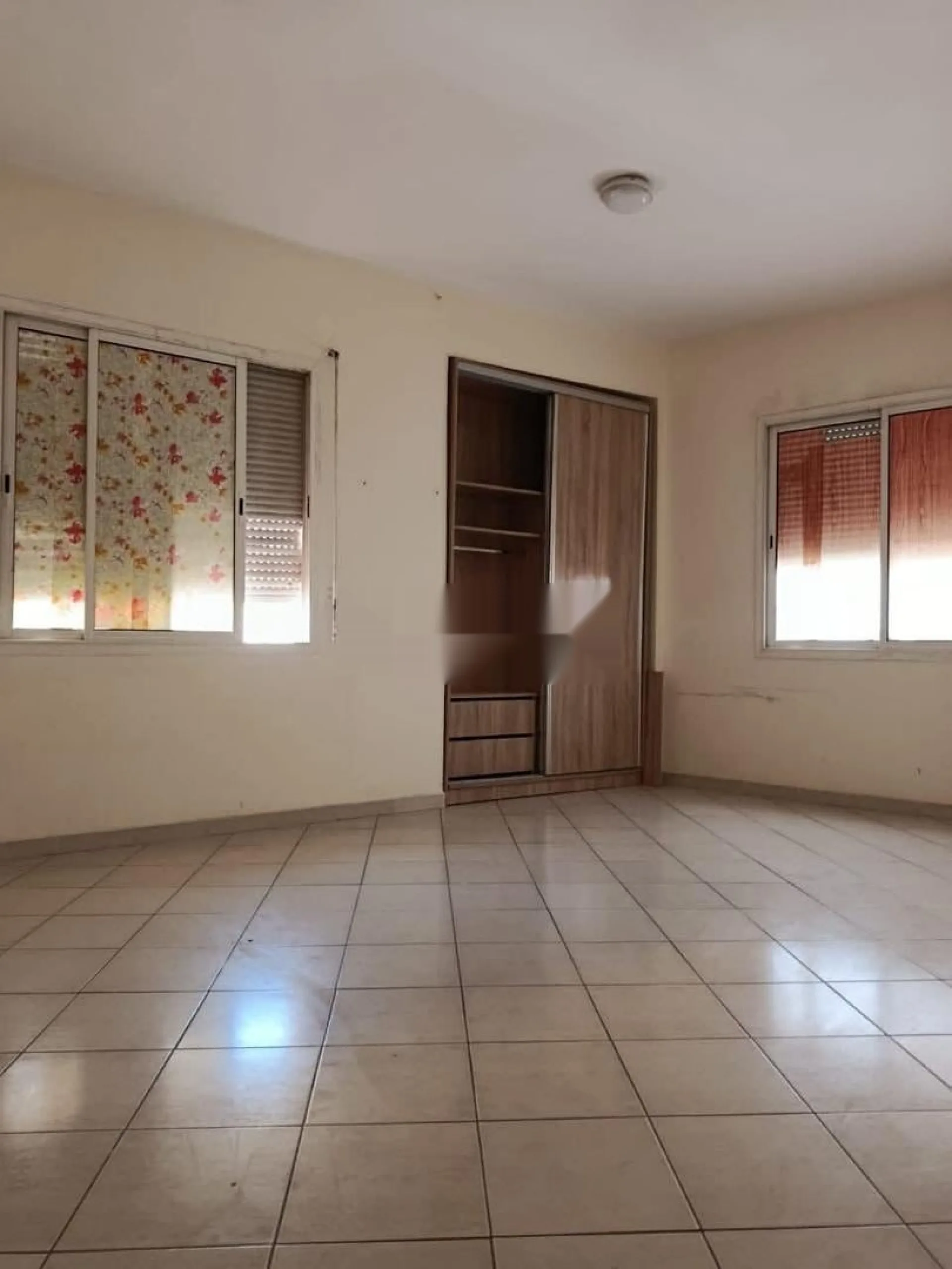 À VENDRE APPARTEMENT LUMINEUX HAY CHARAF