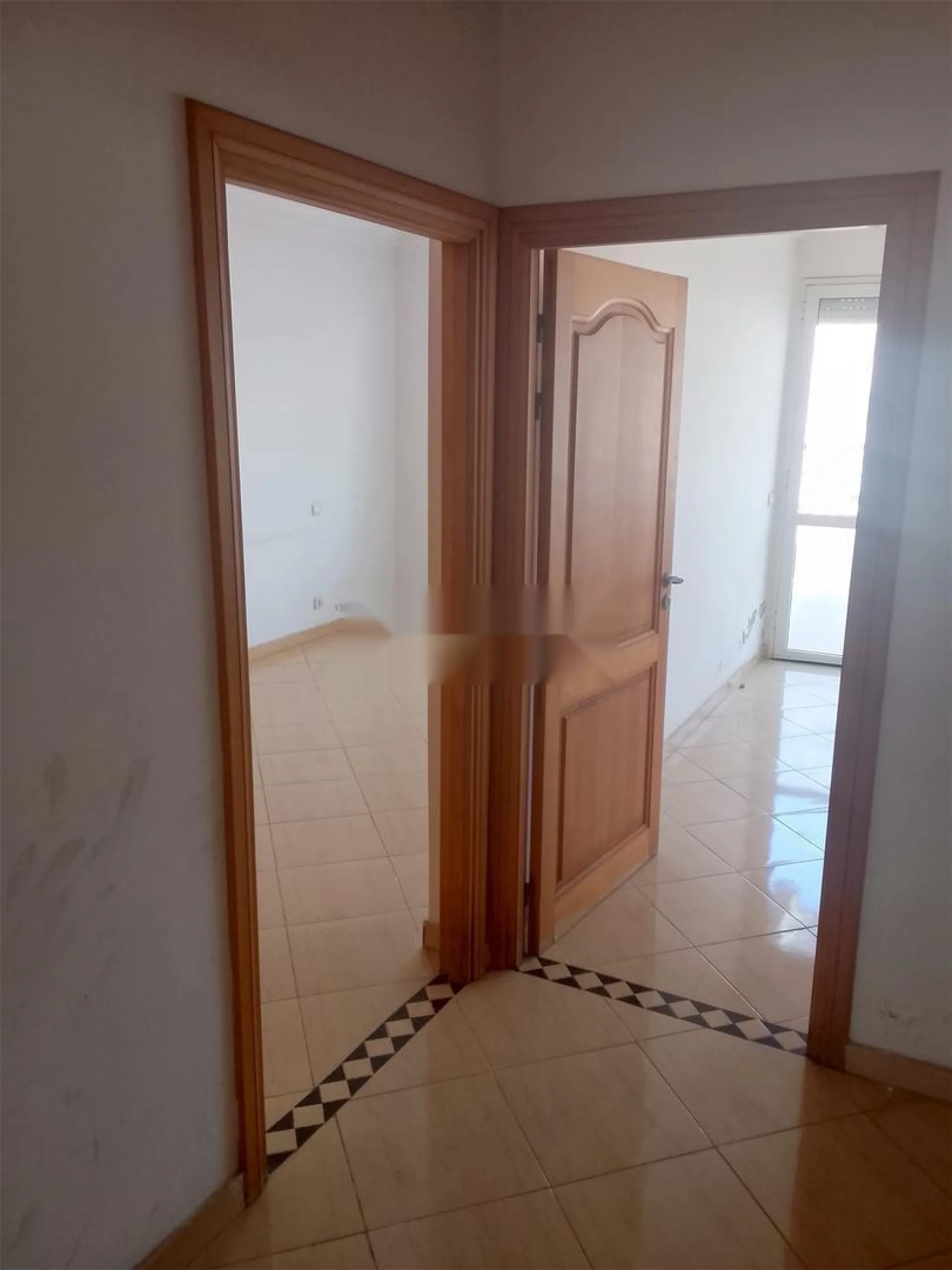 Bureau 114m2 aux Hôpitaux