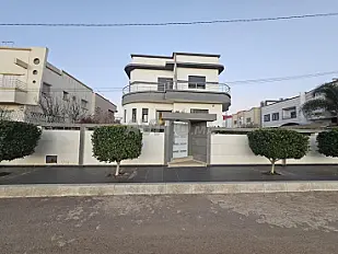 Villa à Vendre quartier El Bassatine, Meknès