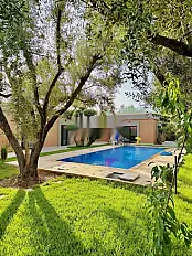 Villa Plain-Pied Titrée 1716 m² pas de piste