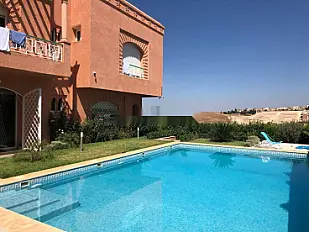 فيلا مفروشة جديدة مع مسبح