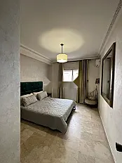 استوديو هادئ في ڭيليز