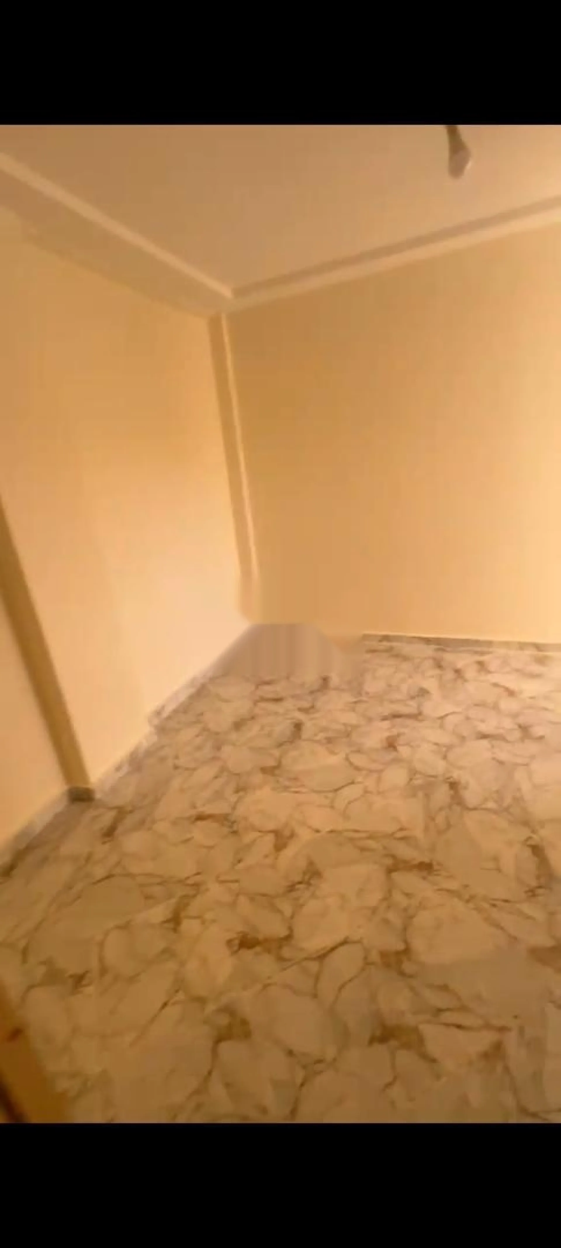 Appartements à louer mensuellement, 4ème étage avec ascenseur, 3 chambres et terrasse