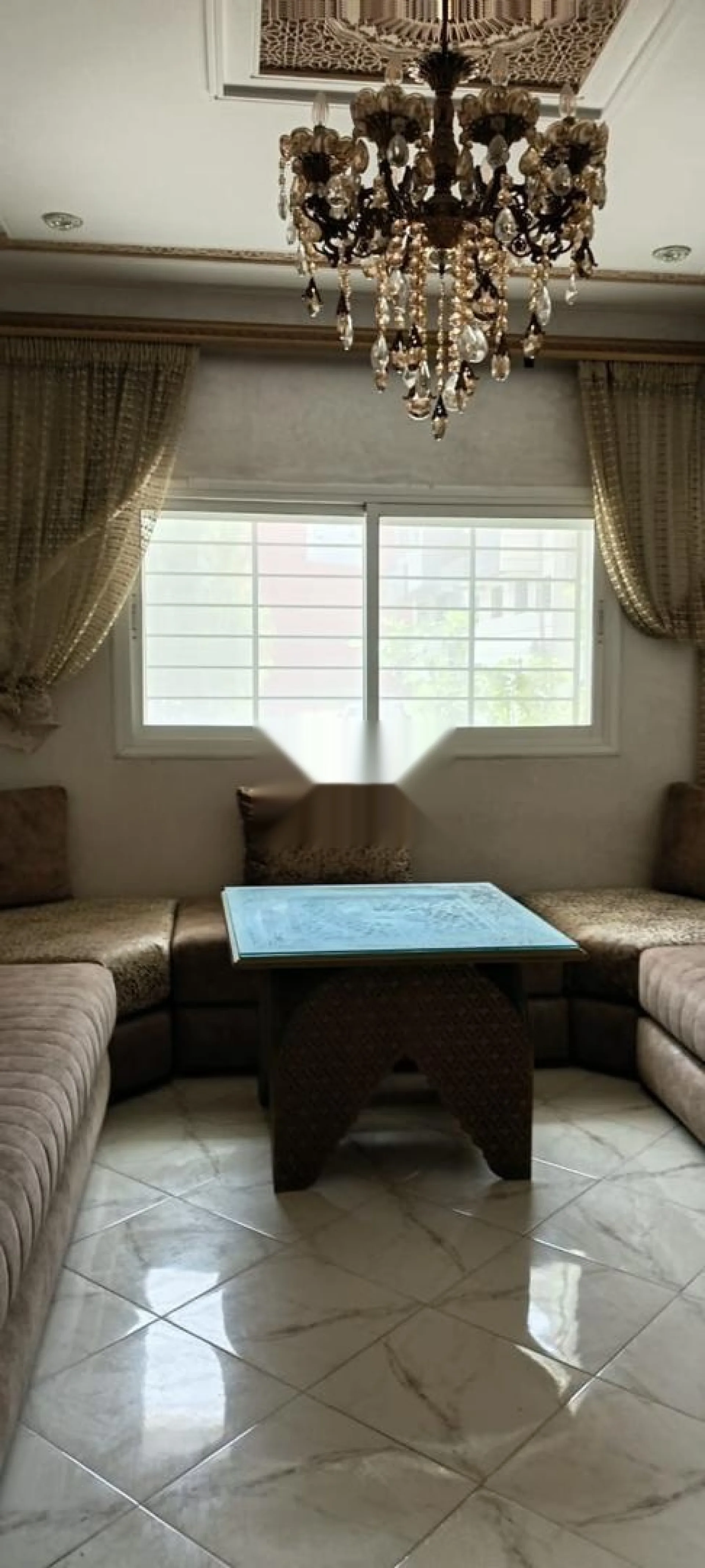 Appartement chic à louer à la journée à Fès Ain Chkef