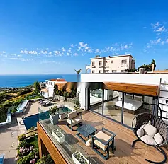 Villa de luxe 4 chambres vue mer à Mnar