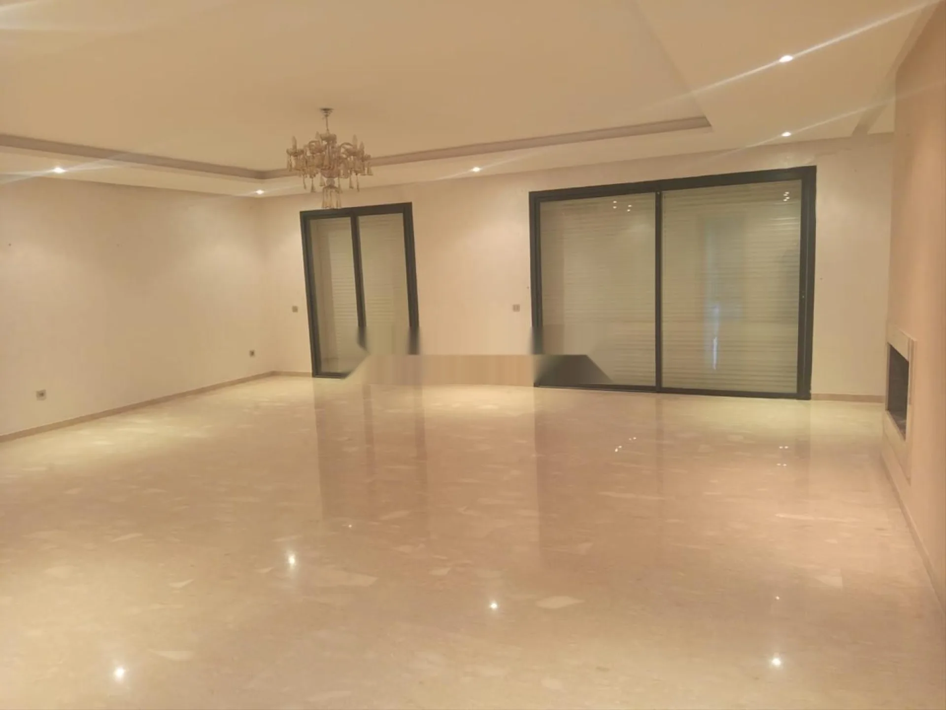 Superbe appart à louer 210 m² à Hay Riad Rabat