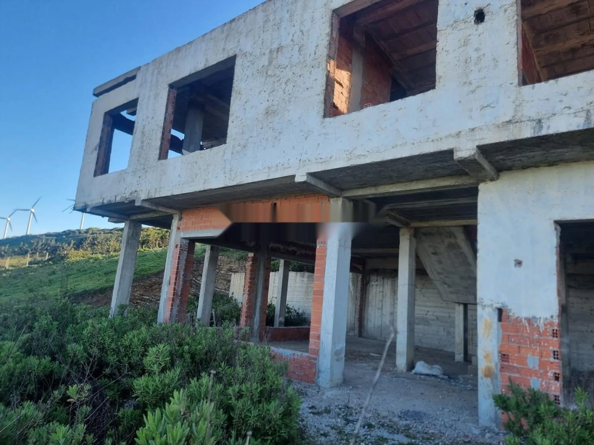 Villa 1000 m2 vue sur mer Beni Mejemel