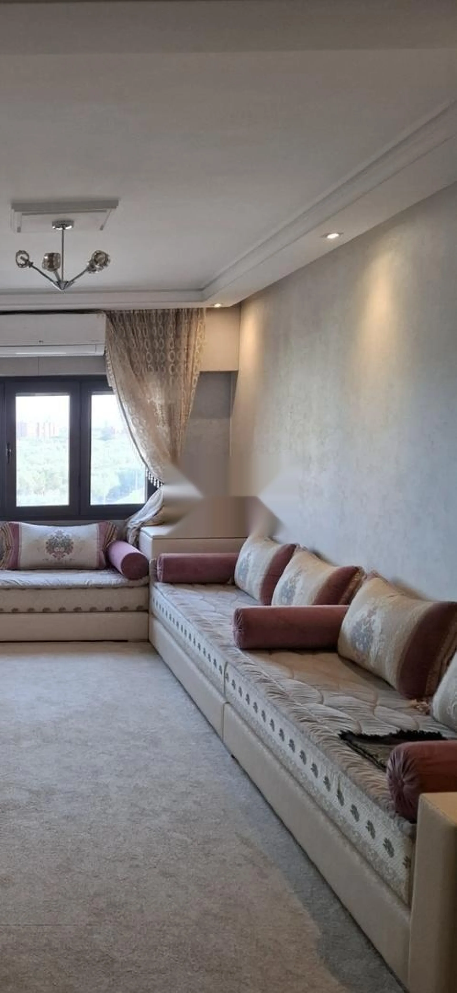 Bel appartement à Azzouzia à vendre