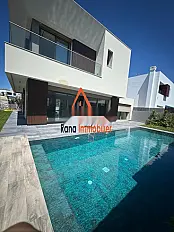 Villa à louer sur Hay