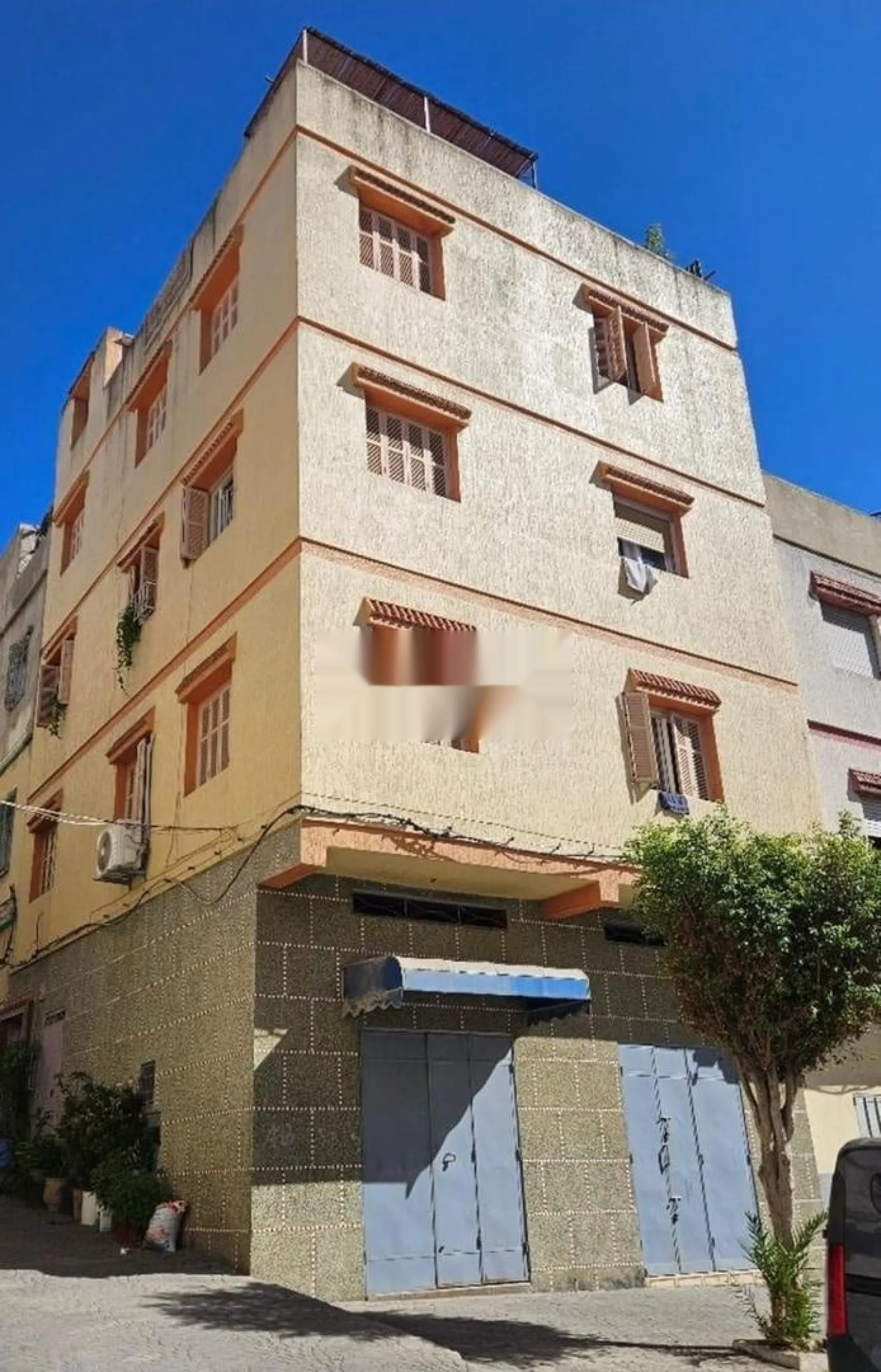 Maison indépendante Ben Dibane à Tanger, garage et 3 étages