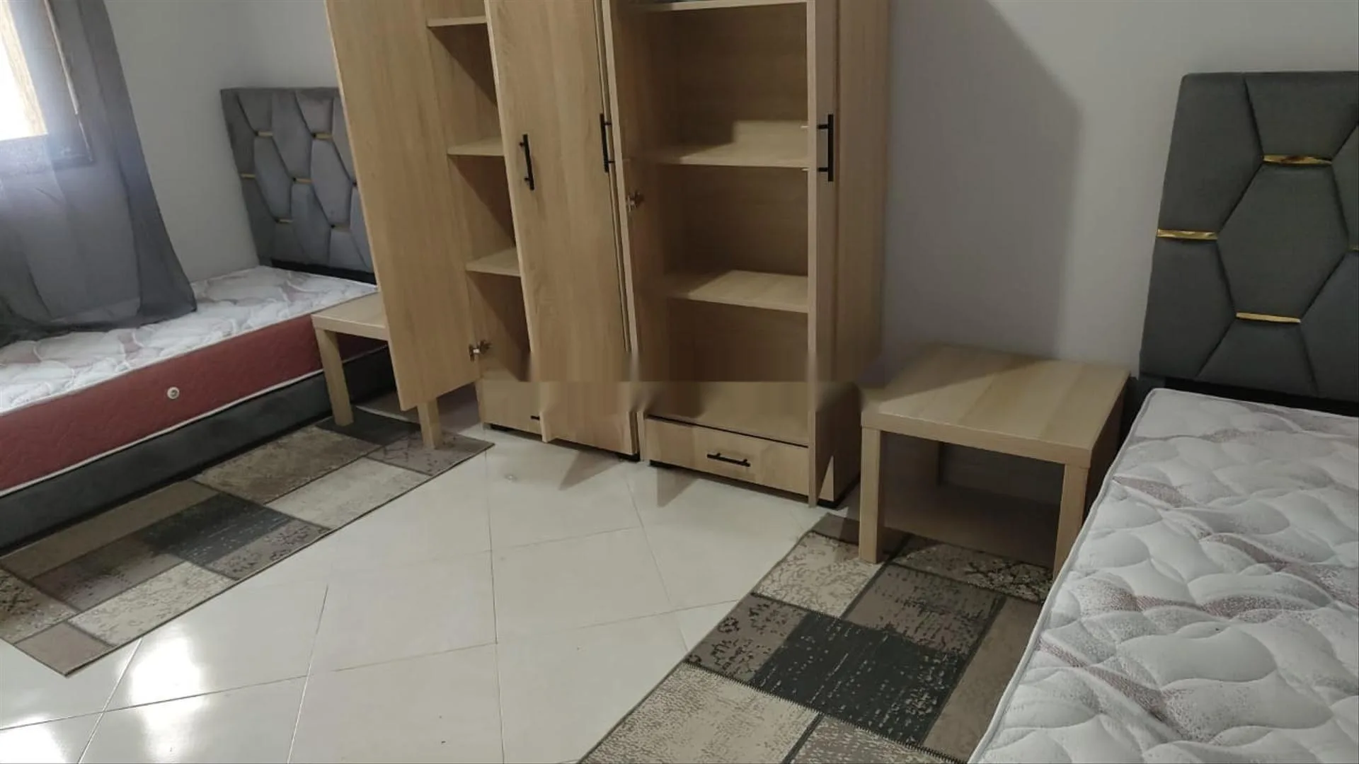 غرفة مفروشة